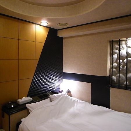 Hotel Rafaie (Adults Only) Токио Стая снимка