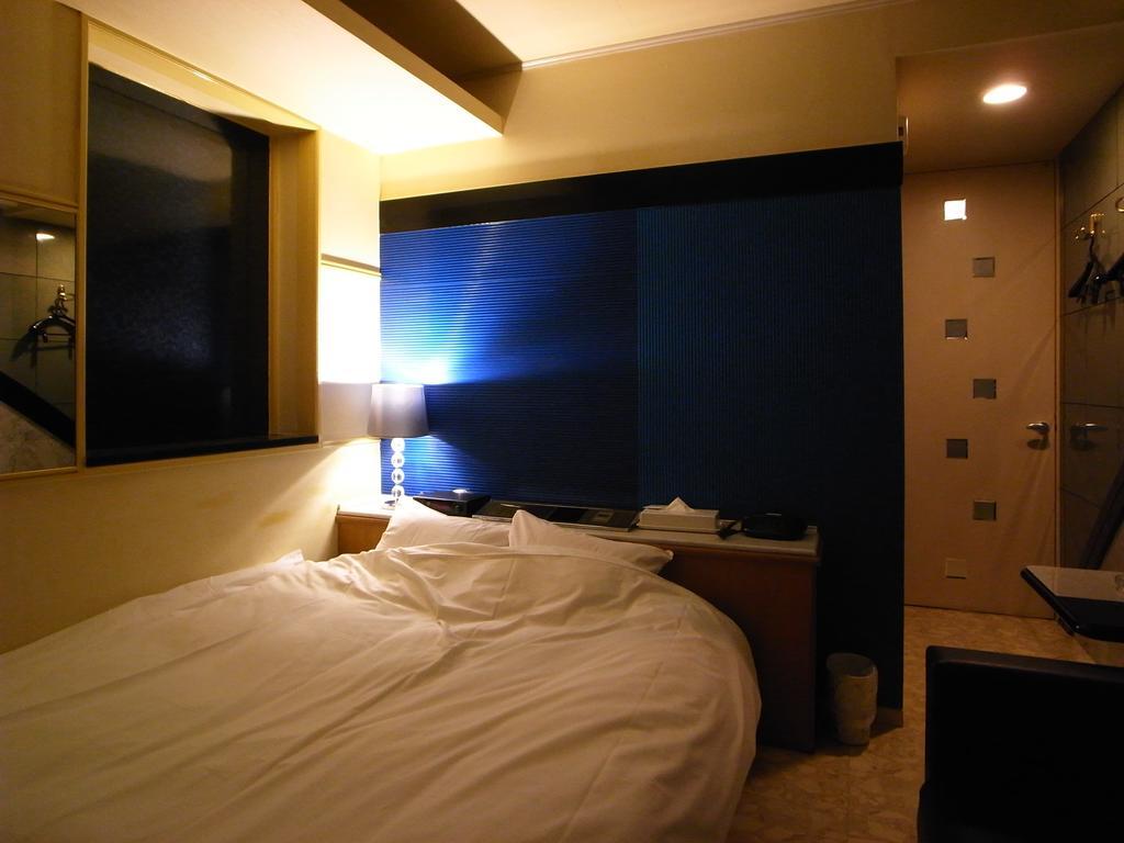 Hotel Rafaie (Adults Only) Токио Екстериор снимка