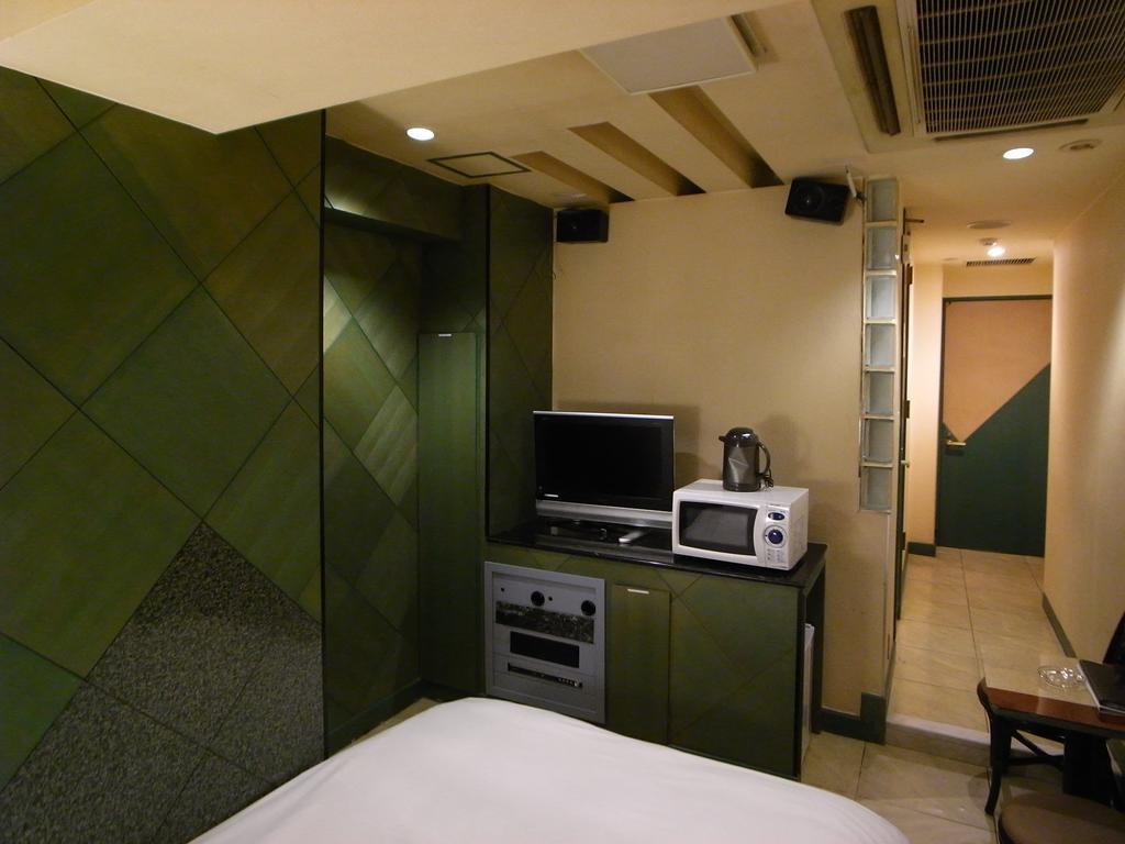 Hotel Rafaie (Adults Only) Токио Екстериор снимка