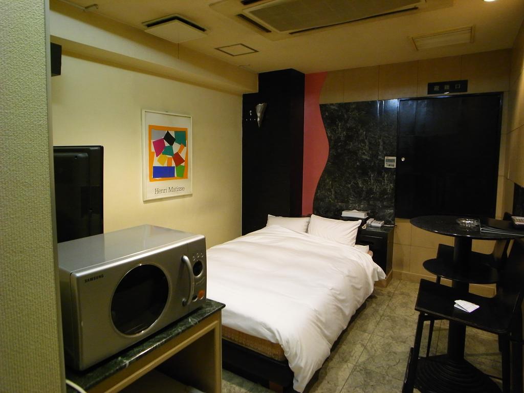 Hotel Rafaie (Adults Only) Токио Стая снимка